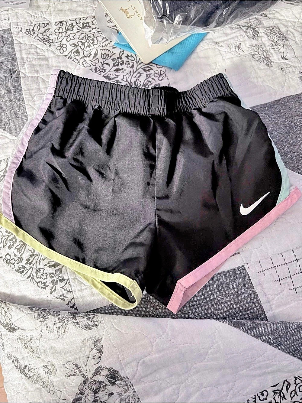 Nike Dri-FIT Athletic Shorts Black & Pink Size 3T